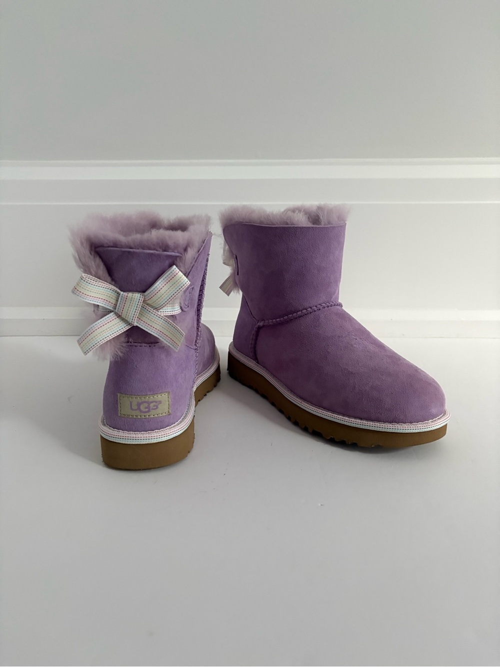 UGG Mini Bailey Bow Weave  - Lilac Suede - Women’s Size 6 - NWOB